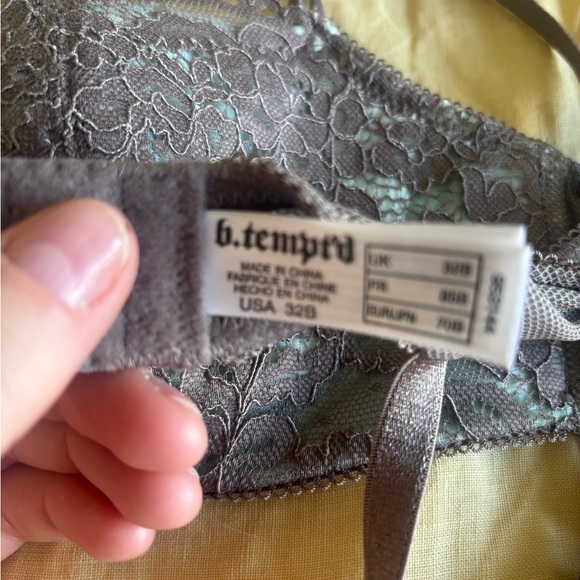 Lace Demi Bra - Picture 2 of 2